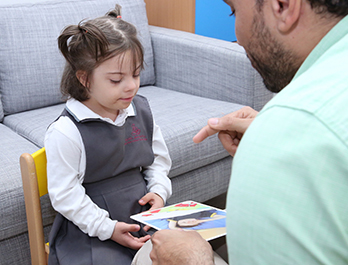 تأهيل اطفال التوحد وذوي الأحتياجات الخاصة